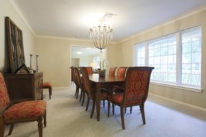 Before staging this dining area lacked a strong focal point